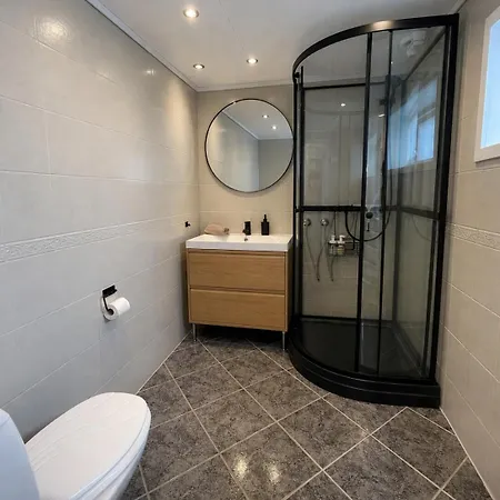 Appartement Private Urban On 3 Floors, Centrally Located And Private *