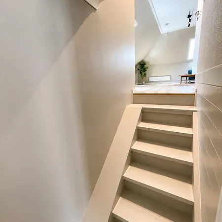 Appartement Private Urban On 3 Floors, Centrally Located And Private